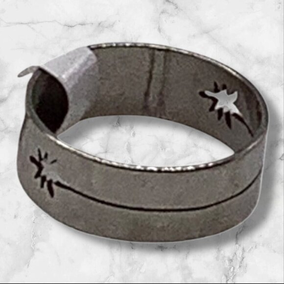 Sunburst Design Stainless Steel Band Ring Unisex Sliver Tone Size 7 - Picture 5 of 5